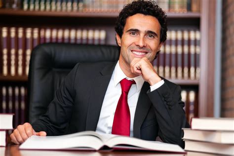 Lawyer.com .
